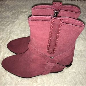 Catherine Malandrino Wedge Bootie Burgandy 7.5